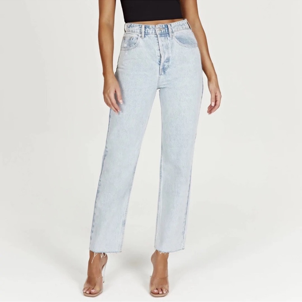 Meshki Tina Light Wash Denim Mom Jeans Size 10 Raw Hemline